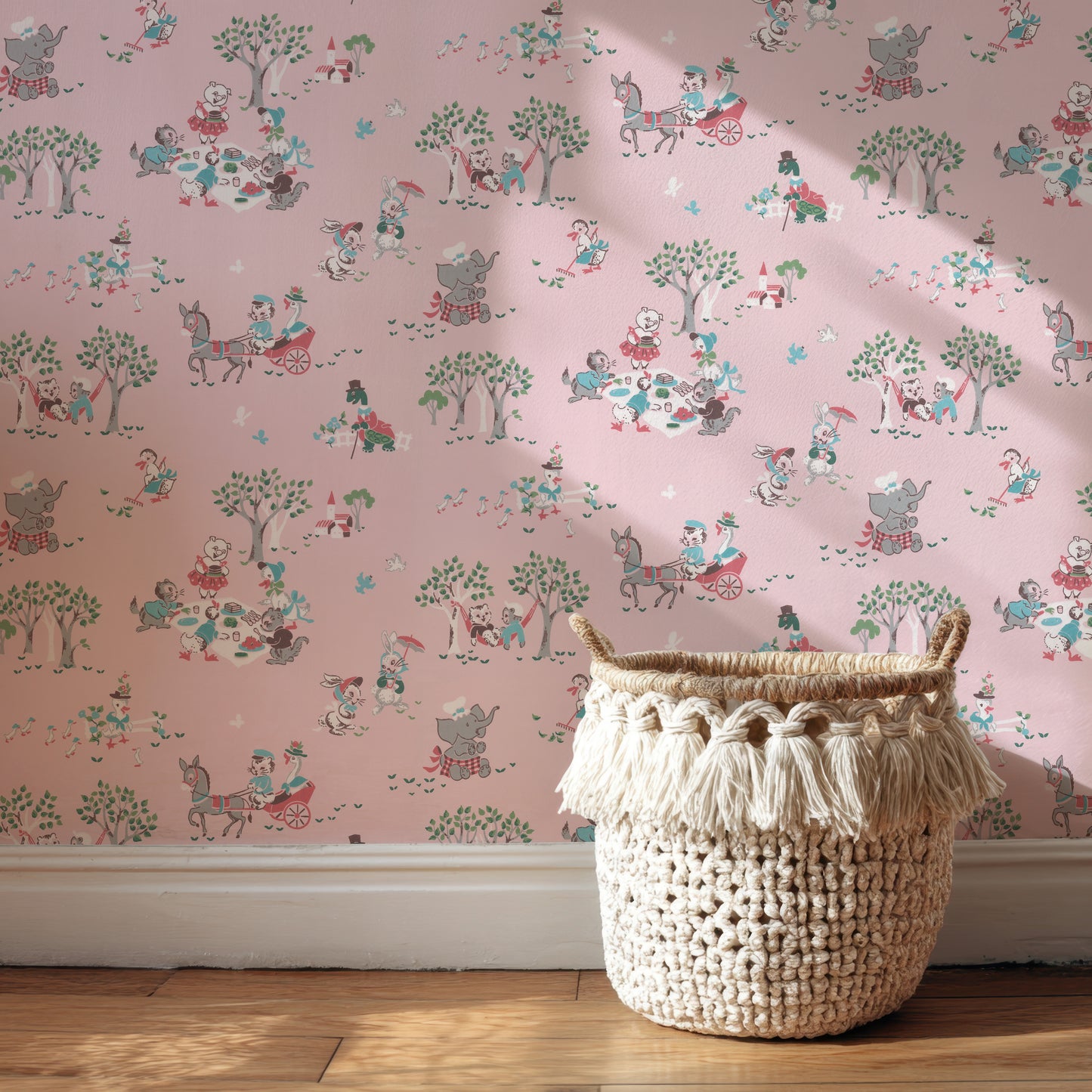 Critterton Childrens Animal Picnic Theme