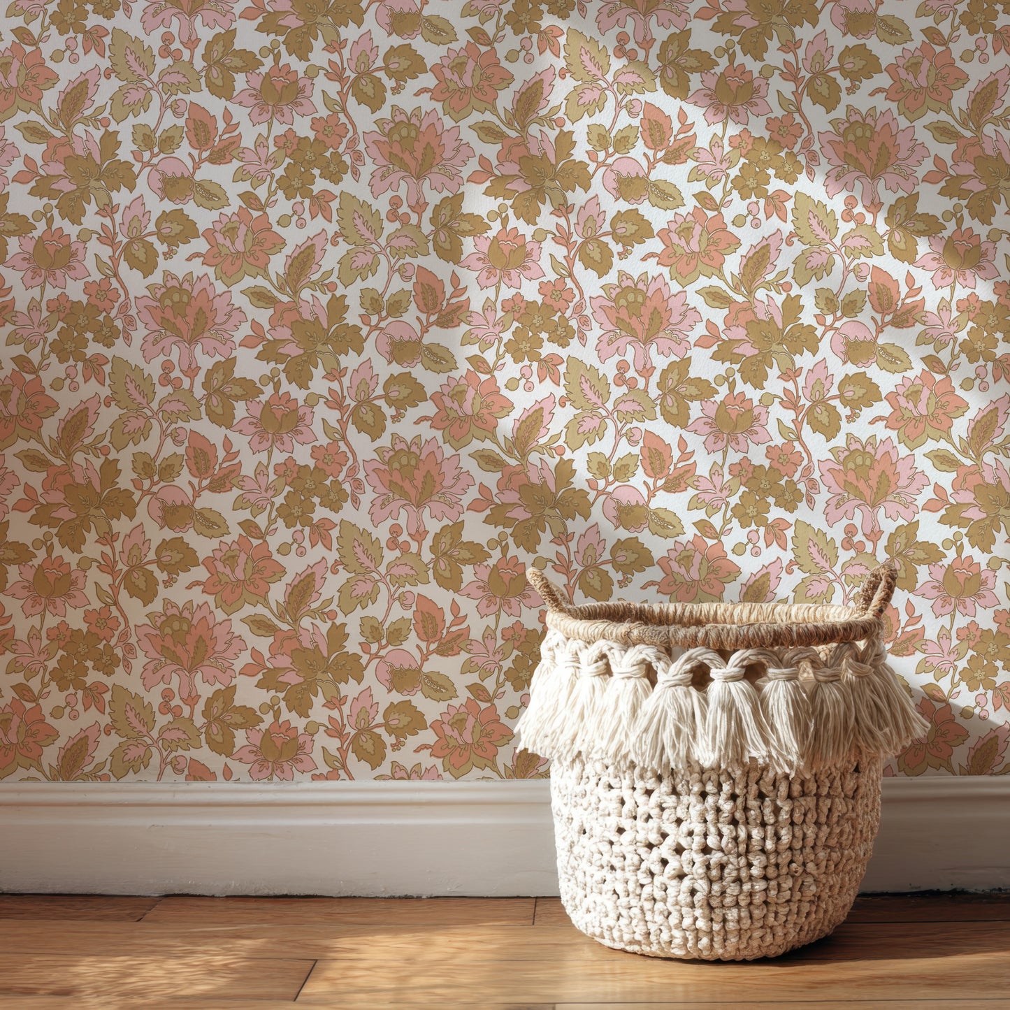 Hester Retro Floral in Salmon